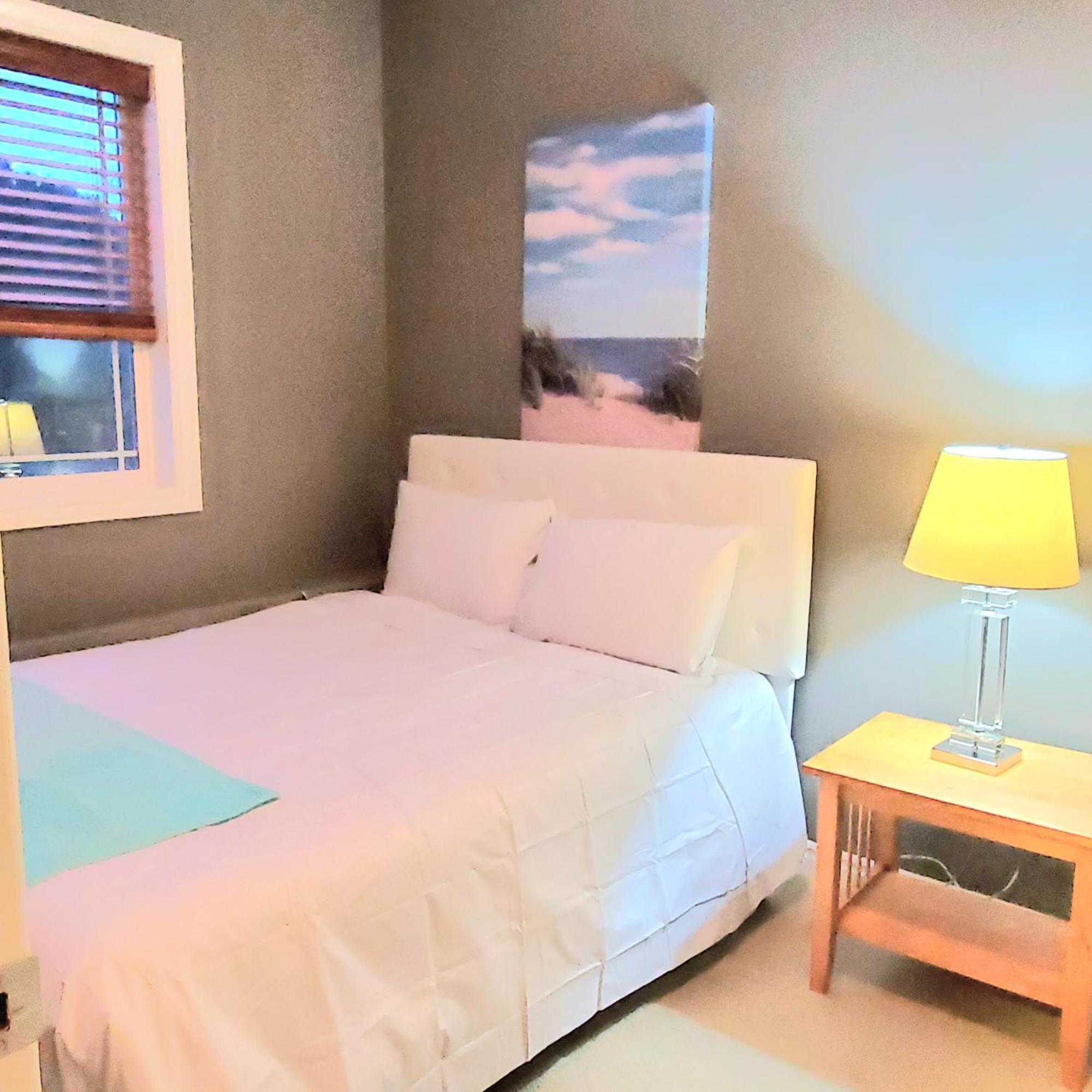 Private 2 Bedrooms Suite Near Hwy 1, Cultus Lake, Heritage Park, Fishing, Coliseum Chilliwack Oda fotoğraf